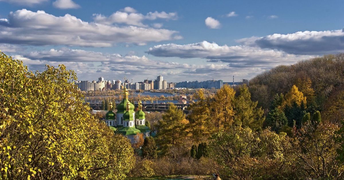 Пятница в Украине будет солнечной, теплой и без осадков
