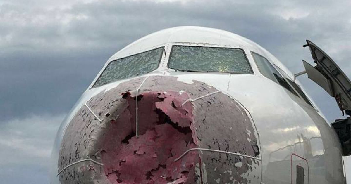 Командир згорілого в "Шереметьєво" пасажирського літака SSJ-100 описав хронологію катастрофи - Цензор.НЕТ 3849