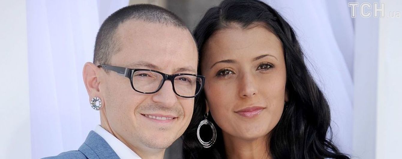 "Мой ангел на земле". Вдова солиста Linkin Park вышла замуж за пожарного