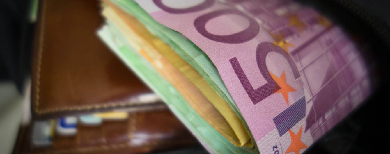 Средняя зарплата украинцев в Европе достигает 1000 евро