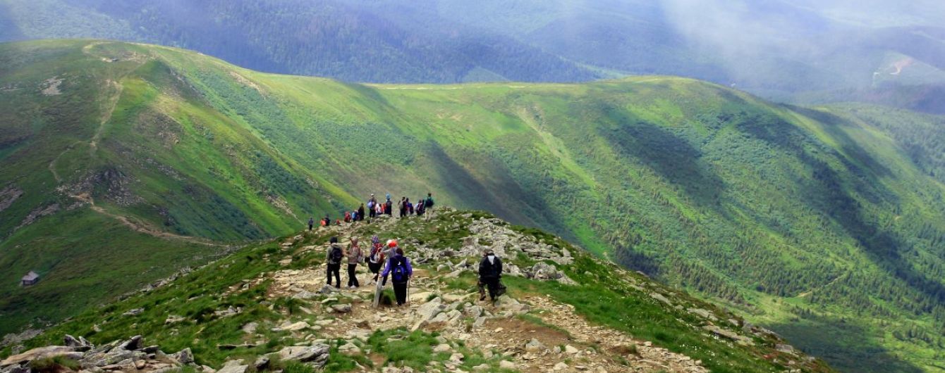 В Карпатах в горах заблудился человек