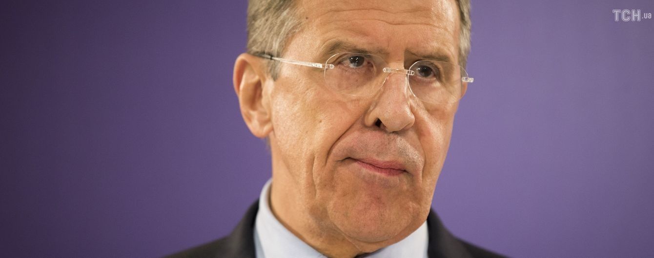 Обкладывать нас санкциями неприлично – Лавров