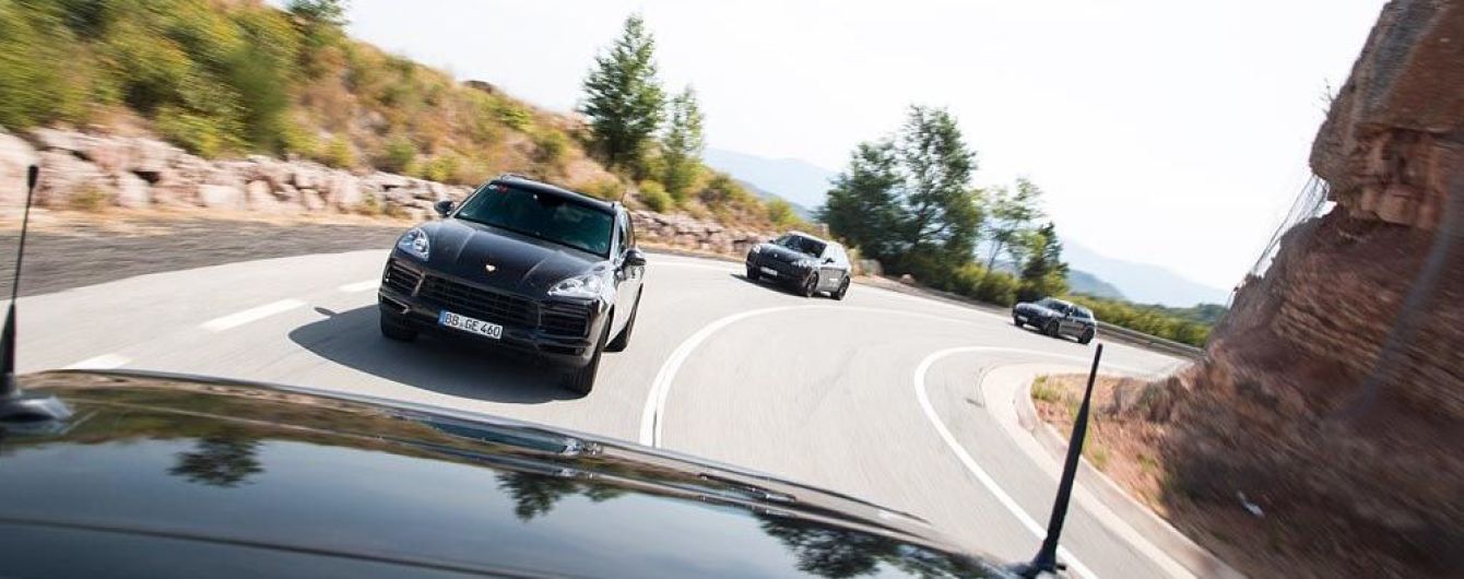 Третье поколение Porsche Cayenne завершает испытательный марафон