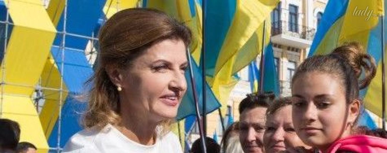 Красиво и патриотично: Марина Порошенко вышла в свет в блузке от украинского дизайнера за 685 гривен