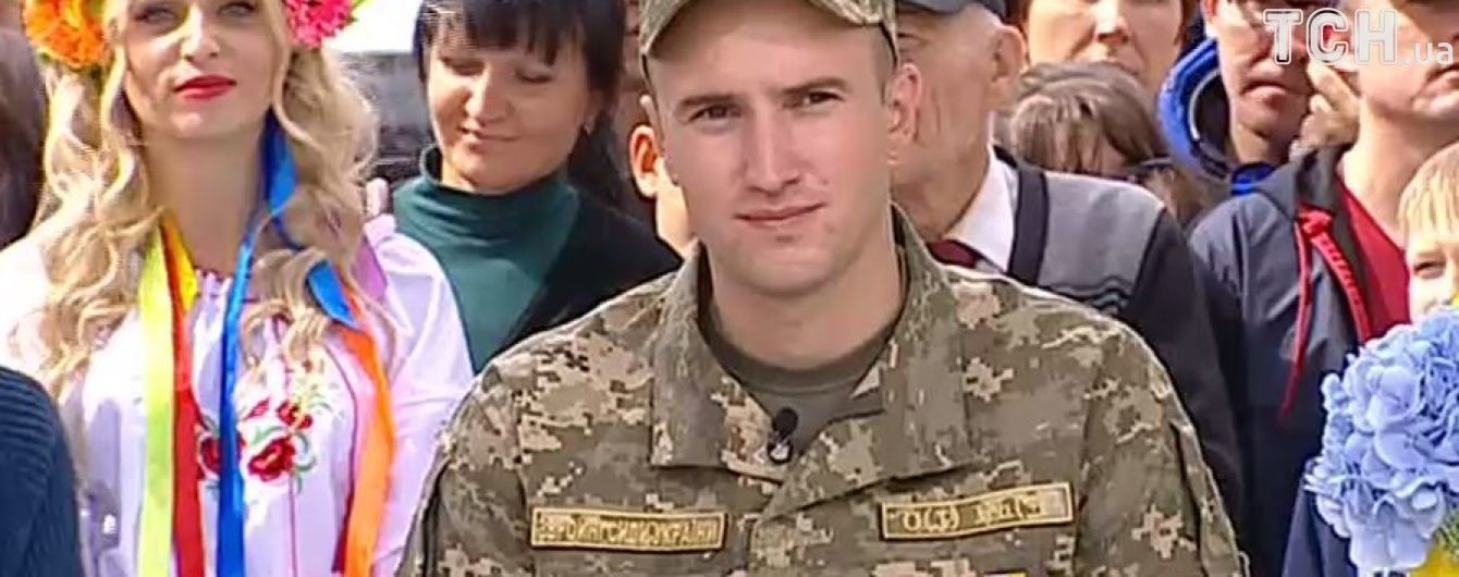 Взяв гранатомет і вийшов один на один із танком. За що лейтенант Тарасюк отримав зірку Героя України