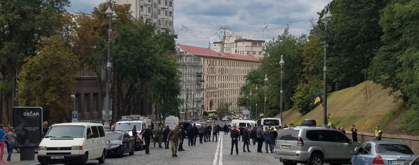 В Киеве 9 мая перекроют ряд улиц и изменят маршруты автобусов. Карта