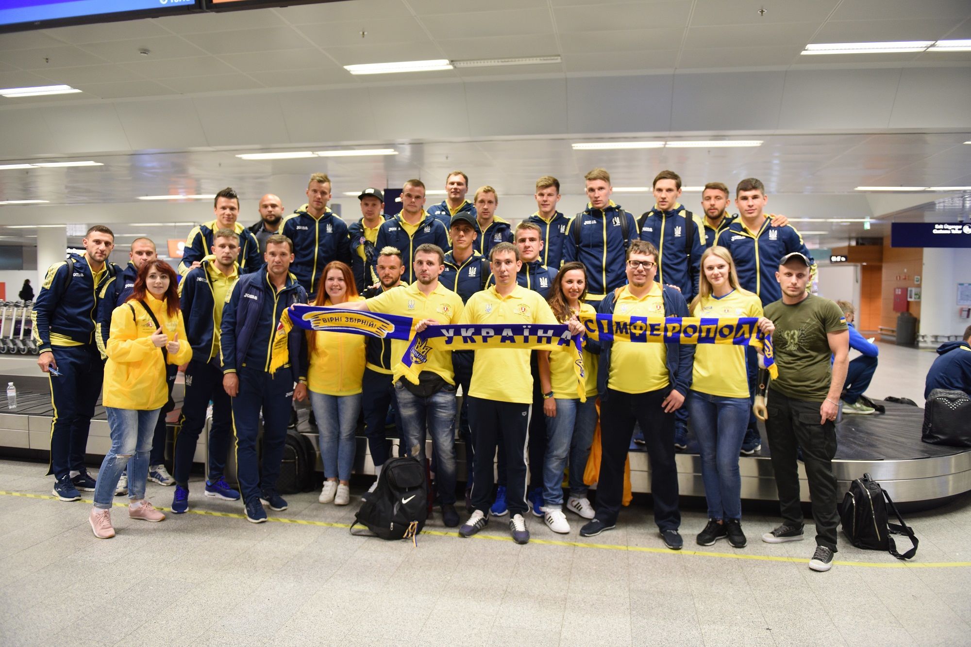 Вірні Збірній Вітвіцька і Переможці в Ісландії_1