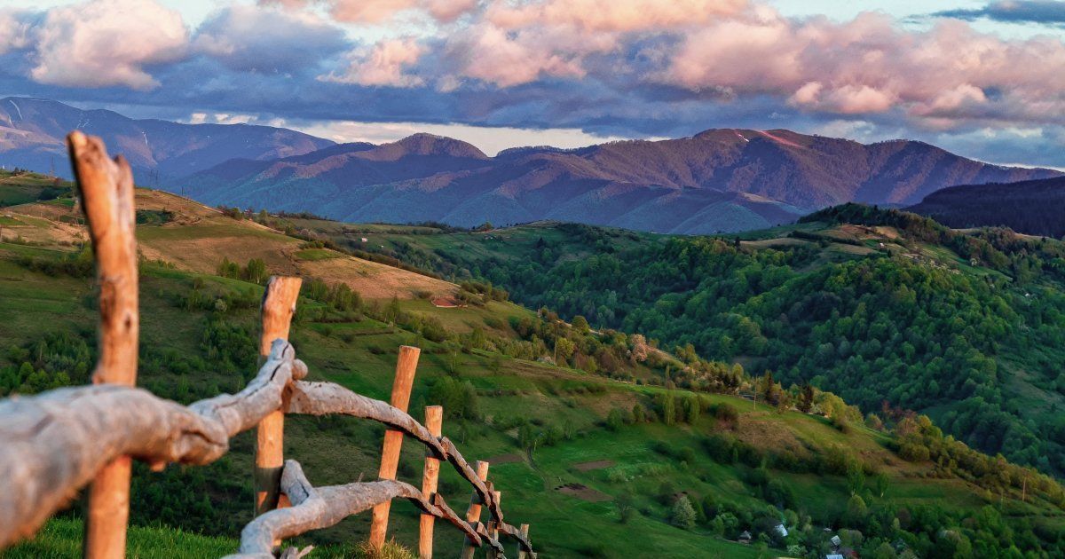 Неделя контрастов. После рекордной сентябрьской жары Украину затянут дожди и похолодание