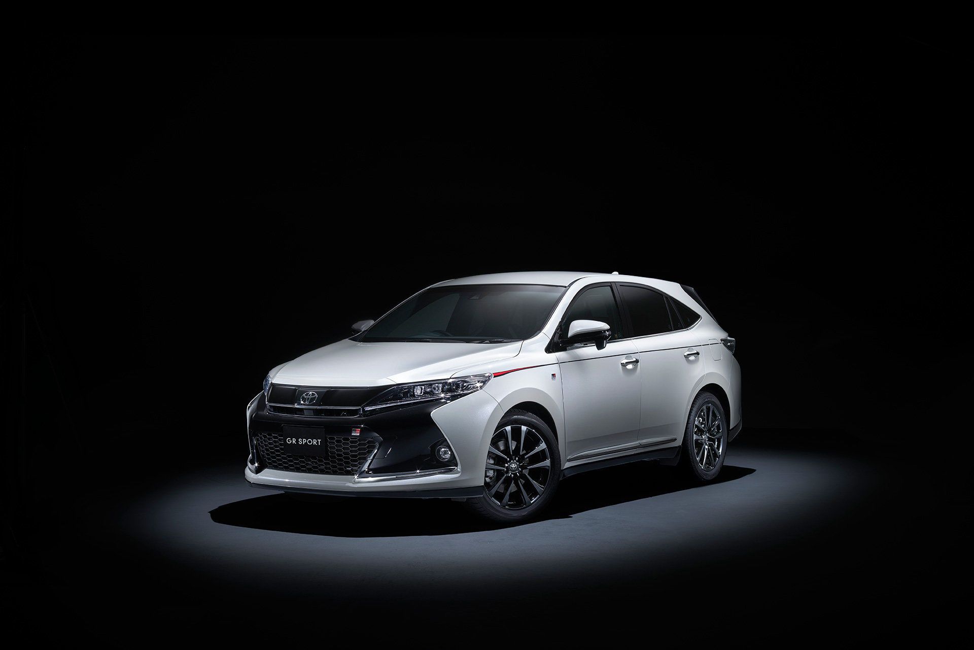 Toyota Harrier GR Sport