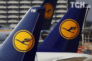 Авіакомпанія Lufthansa зганьбилася роликами, в яких Україну видала за Росію