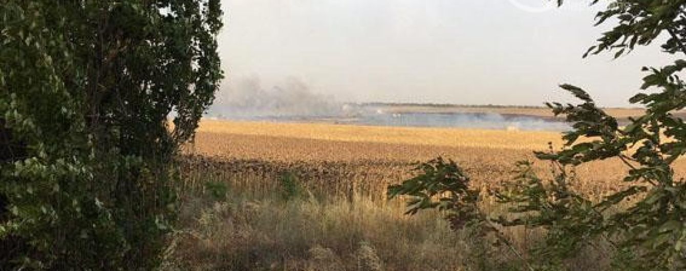 Неподалеку Мариуполя прогремели взрывы на складе боеприпасов