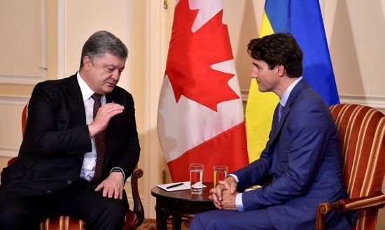 Канада повністю підтримує Україну: Порошенко і Трюдо обговорили російську агресією в Азовському морі