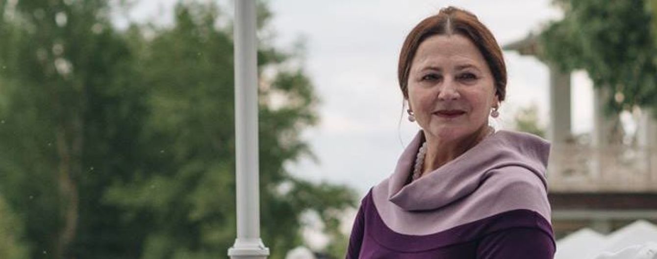 69-річна Ніна Матвієнко повисіла на тросах у спортзалі