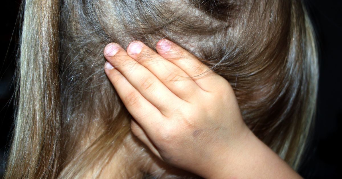 В больнице Полтавы 13-летний подросток изнасиловал 5-летнюю девочку