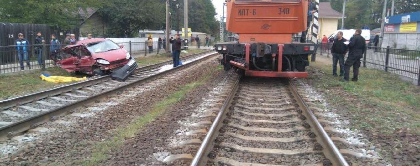 ДТП з потягом на Київщині: свідки запевняють, що шлагбаум не спрацював