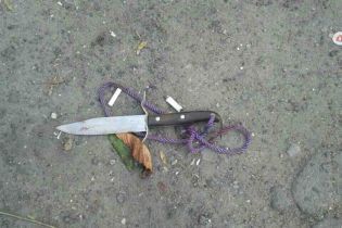В Одесі чоловік в магазині порізав молоду пару