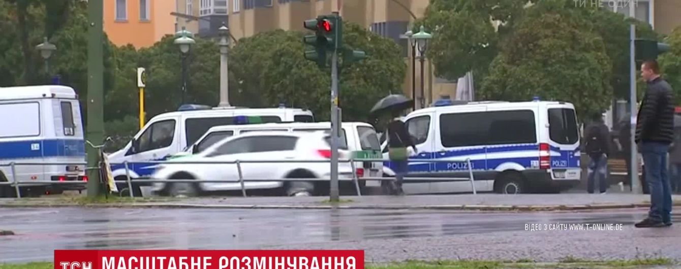 В Берлине эвакуировали 10 тысяч граждан из-за авиабомбы