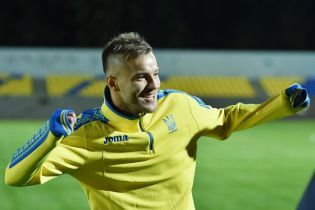 Ярмоленко відповів на заклик припинити давати інтерв’ю російською мовою