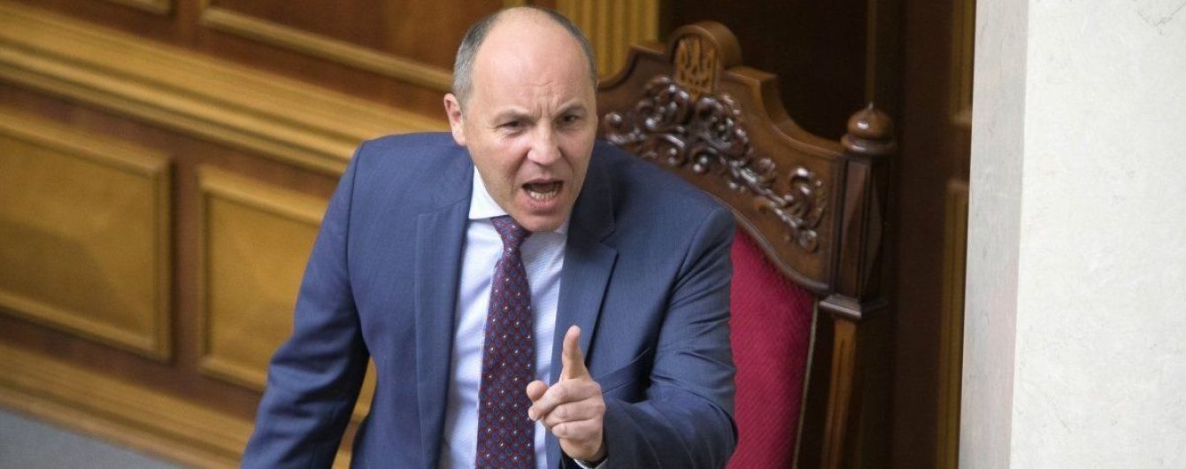 "Відійди від мене, нечисть". Парубій вигнав опоблоківця Новинського з президії парламенту