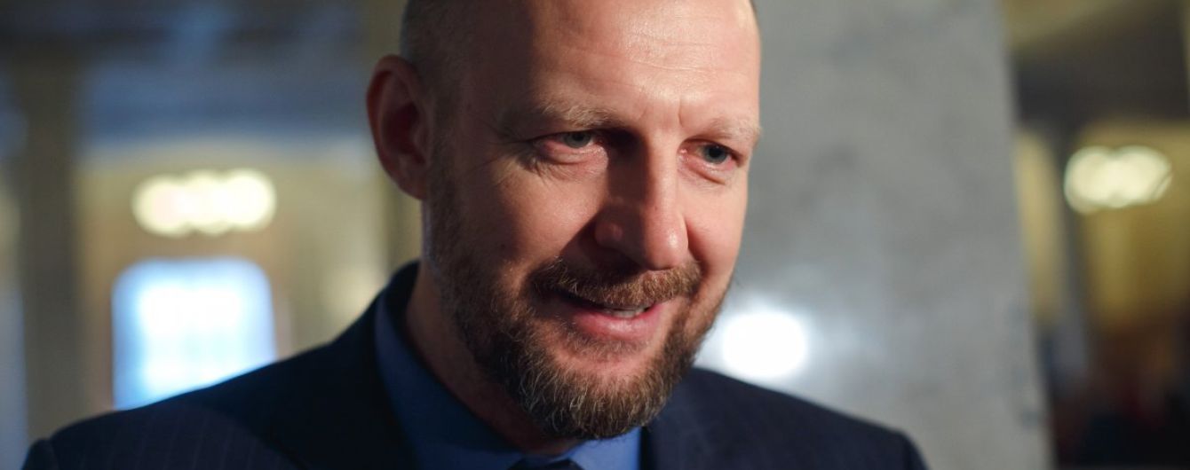 Во время "спринта" с дымовой шашкой в Раде Тетерук ударил Семенченко
