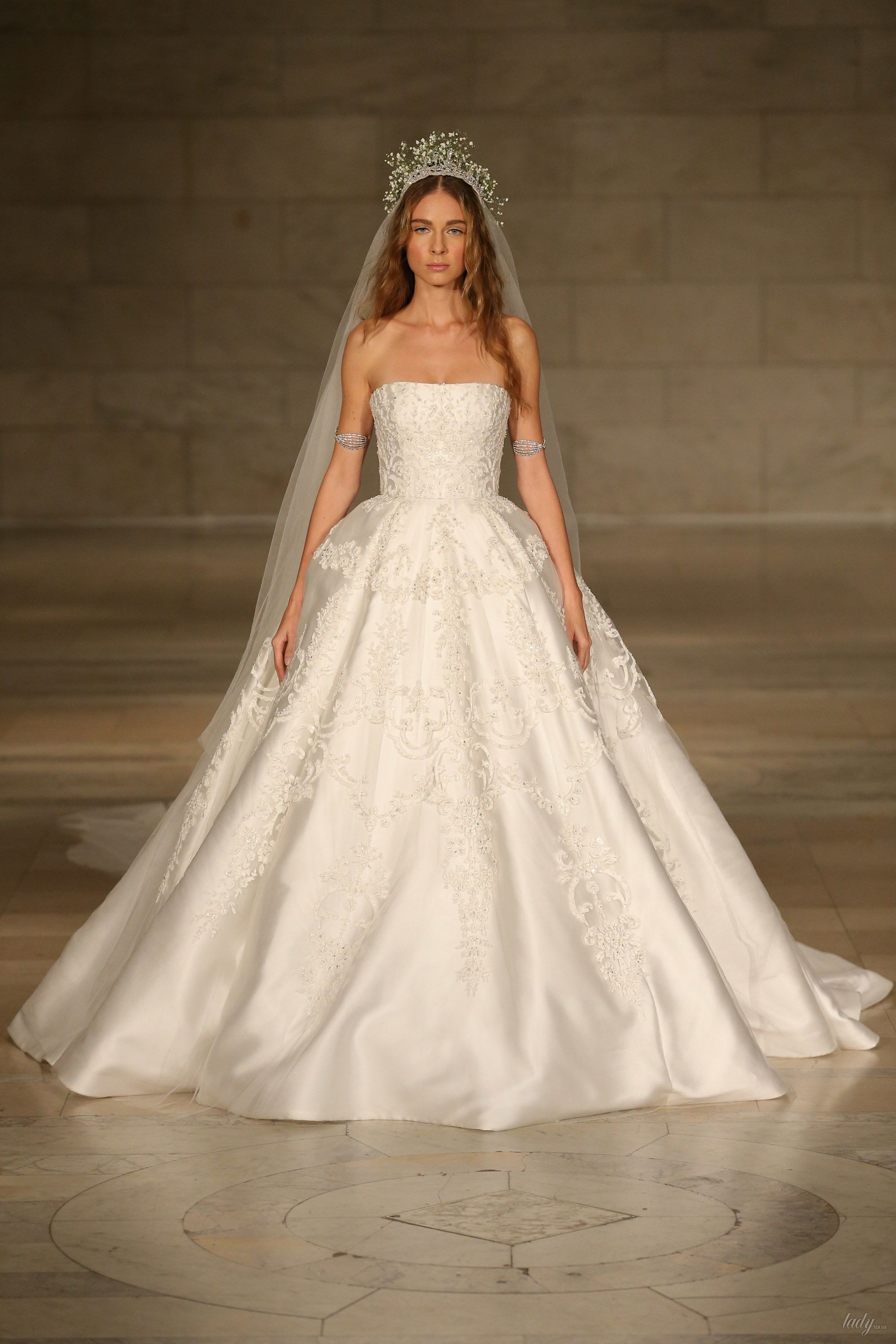 Показ Reem Acra осень-зима 2018_1
