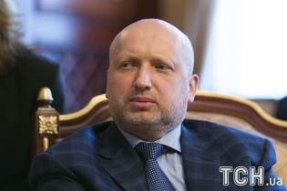 "Могли бы выбрать двух дворняг из Подмосковья". Турчинов высмеял псевдовыборы в ОРДЛО