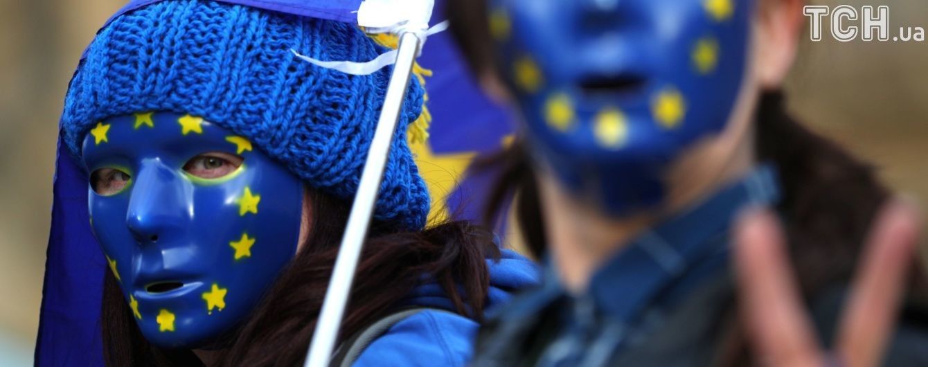Еврокомиссия поддержала вступление двух стран в ЕС