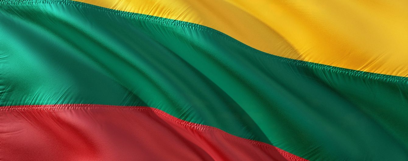 Литва призывает ужесточить санкции в отношении России из-за выдачи паспортов жителям ОРДЛО