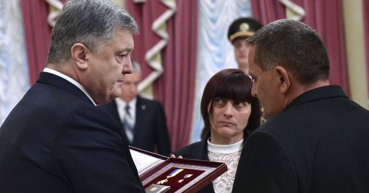 Порошенко присвоил звание Герой Украины 23-летнему воину, который погиб в боях за Родину