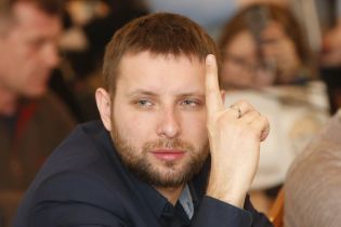 Вне игры: бывшие нардепы играют в футбол, преподают студентам и проедают заработанные деньги