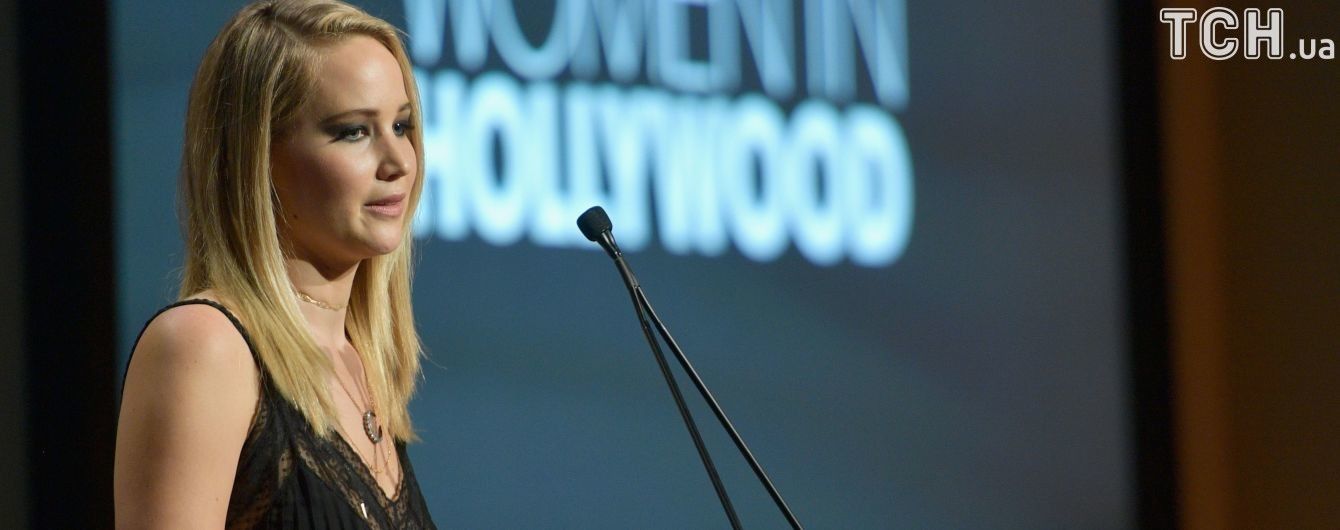 Лоуренс вспомнила, как ее заставили раздеться на кастинге и пристыдили за вес