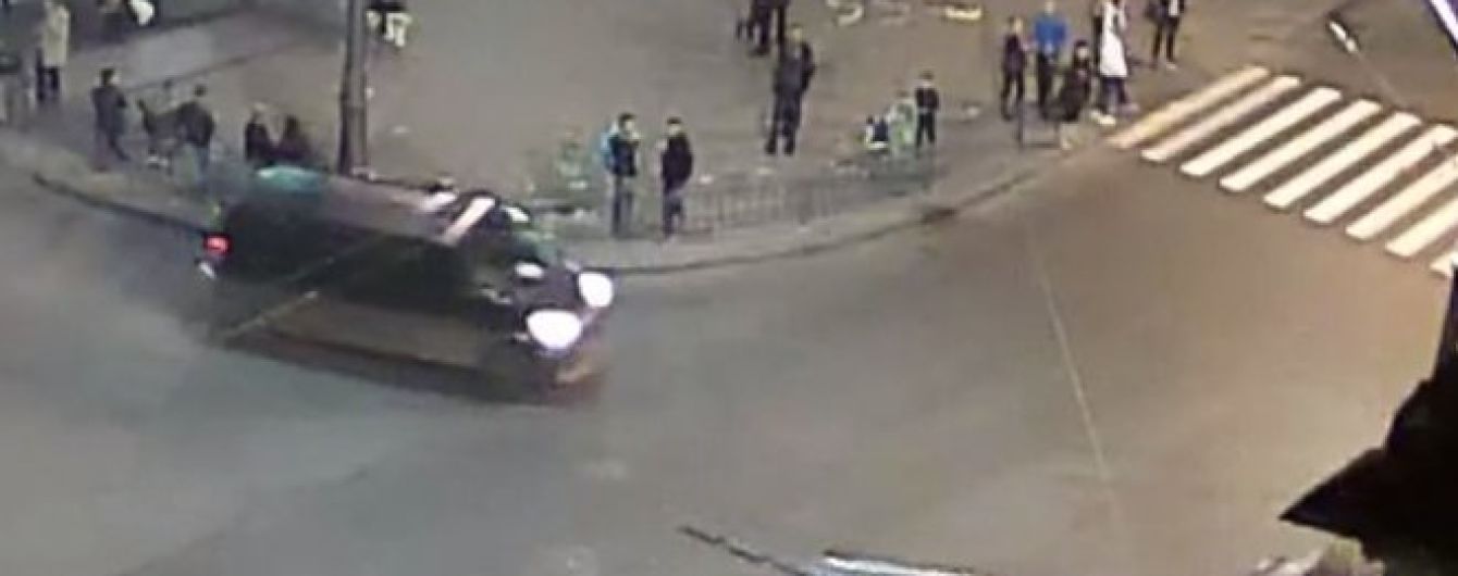 Опубликовано видео кровавой аварии в Харькове