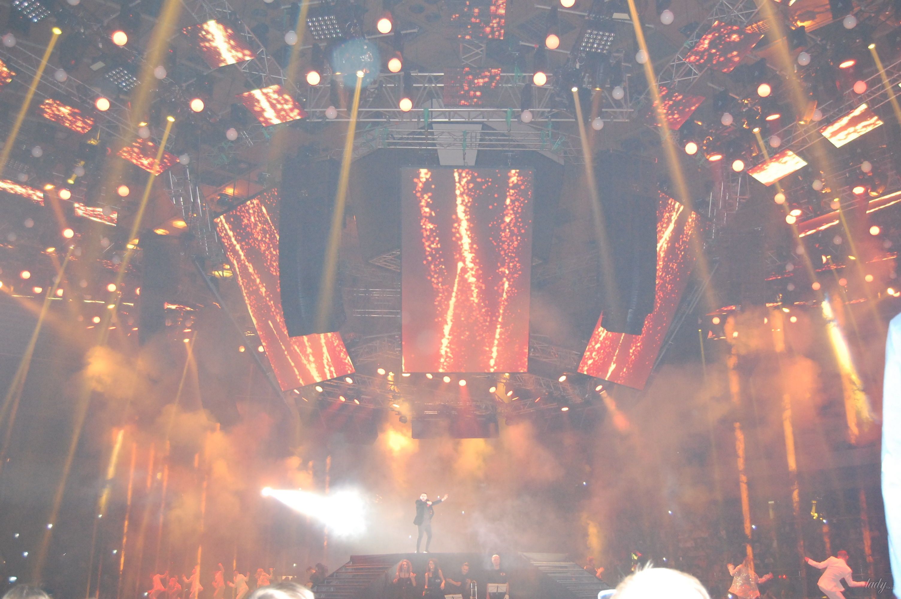 Live Show MONATIK Vitamin D _7
