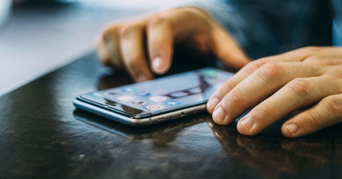 С 1 января в Украине подорожает мобильная связь: "Киевстар", Vodafone и Lifecell повышают цены