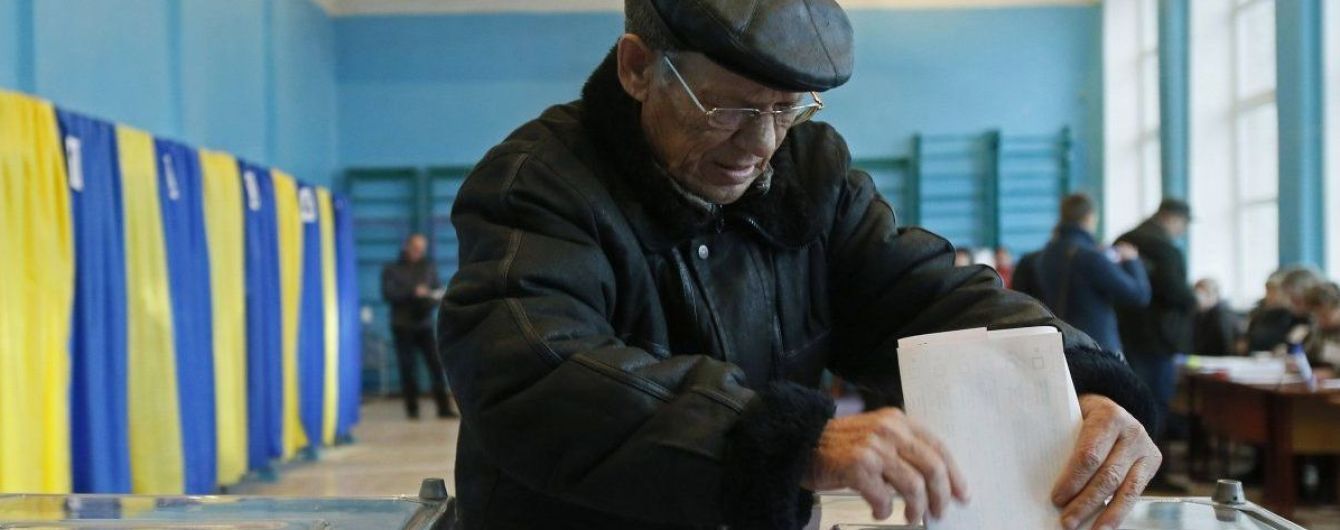 Історичні вибори громад в Україні. Політологи пояснили вибір українців