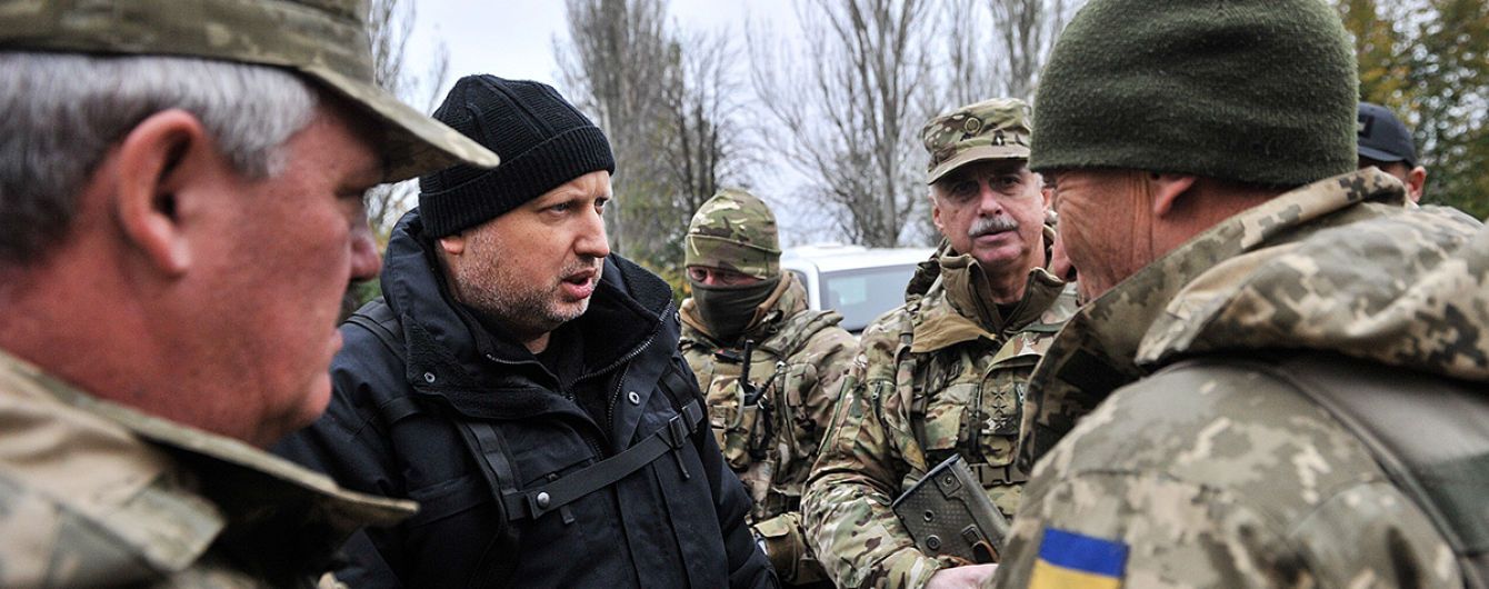 Украинская армия в 2017 году продвинулась на Донбассе на 10 км – Турчинов