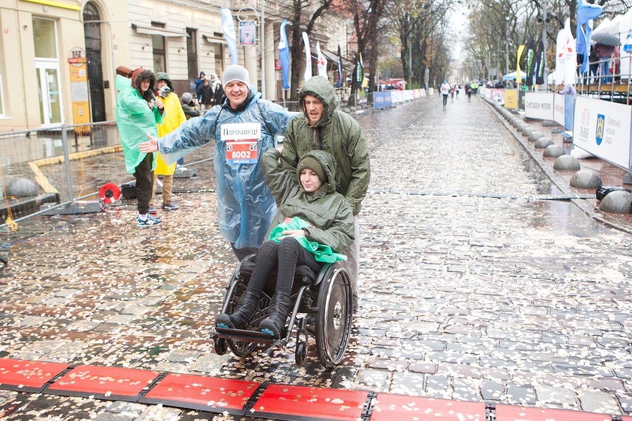 Вітвіцька та "Переможці" забіг у Львові_1
