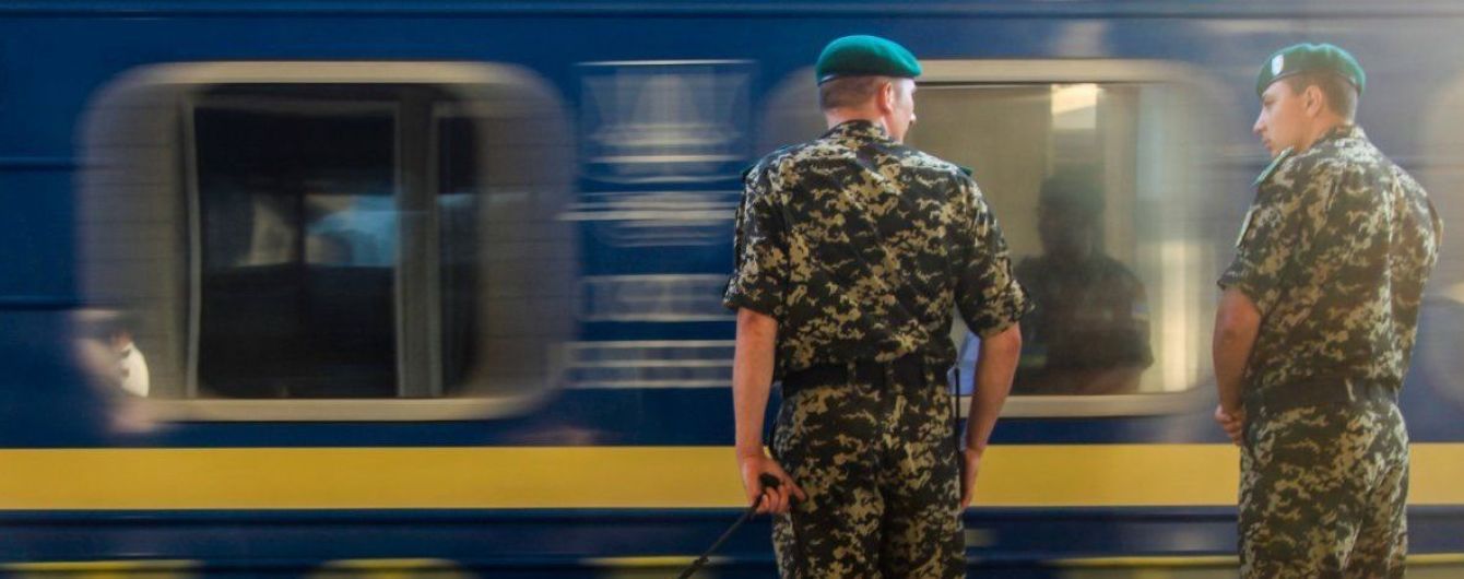 На границе с РФ в поезде "Москва-Киев" задержали россиянку, которую разыскивал Интерпол