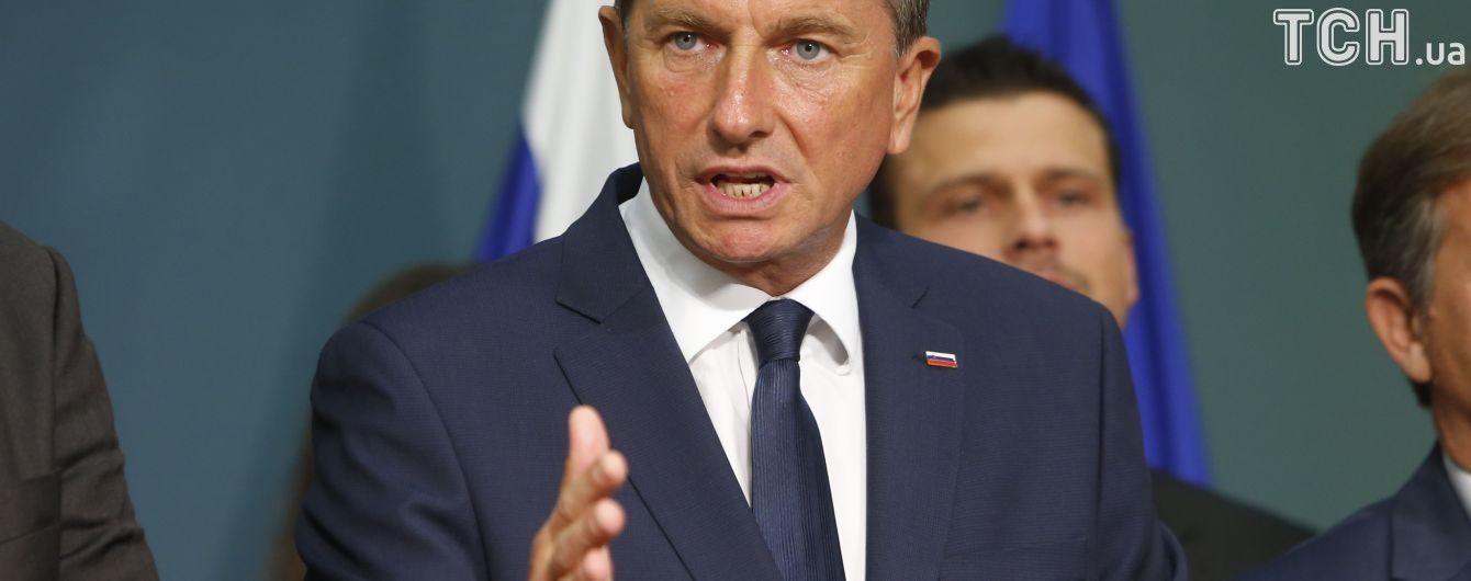 На выборах президента Словении с рекордно низкой явкой победил действующий глава государства