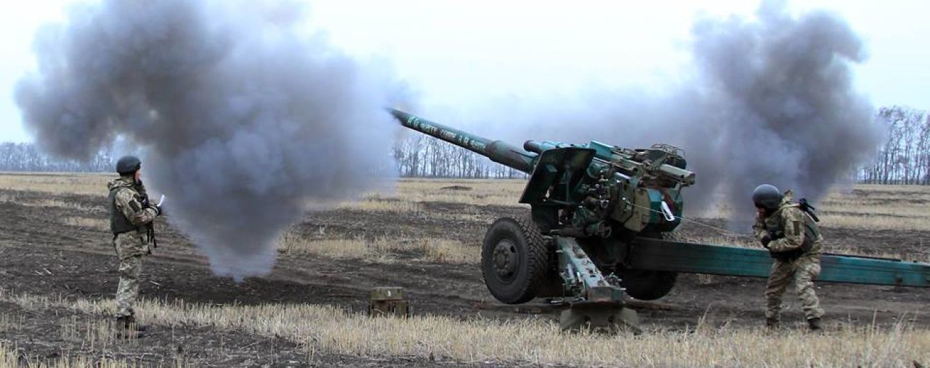 Боевики не прекращают обстрелы: ранен украинский защитник. Дайджест АТО