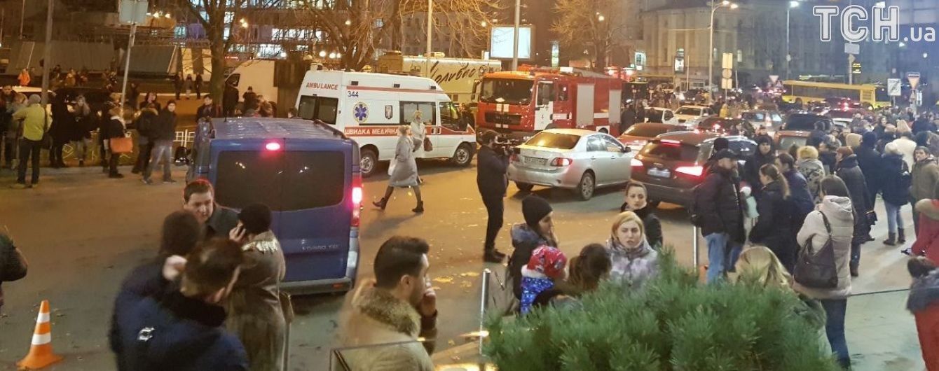 У Києві ввечері довелося евакуювати дві тисячі людей