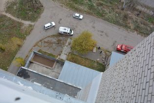 В Одесі жінка наклала на себе руки, вистрибнувши з дев’ятого поверху