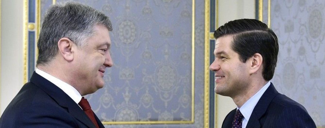 Помощник госсекретаря США заверил Порошенко в дальнейшей поддержке Украины