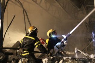 На ліквідації пожежі в Дніпрі постраждали троє рятувальників