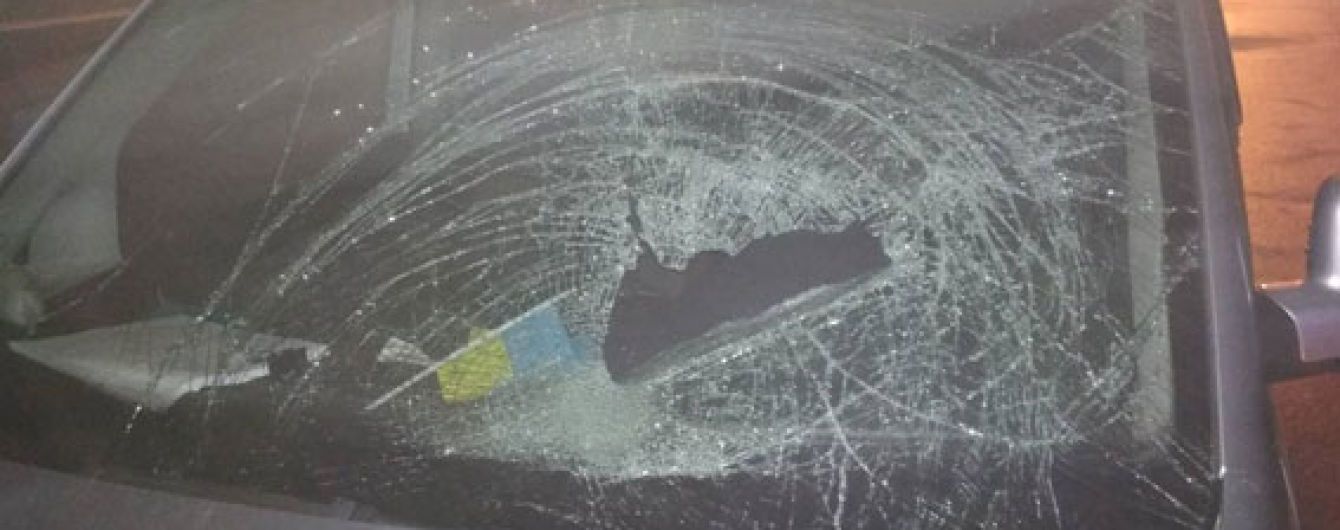 На Чернігівщині іномарка збила на смерть жінку з двома маленькими дітьми
