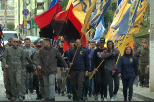 Мовні пристрасті на Буковині: націоналісти пікетували румунський культурний центр у Чернівцях
