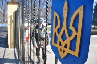 Во Львовской области возле воинской части повесился молодой лейтенант