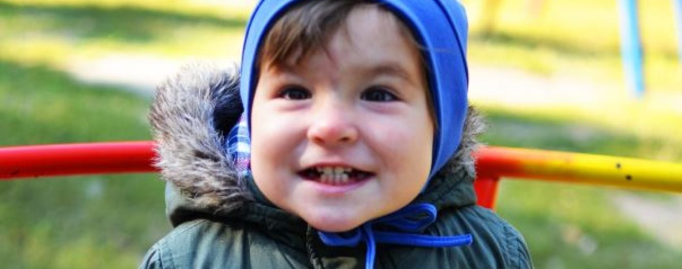 Ви можете подарувати Дениску світ звуків