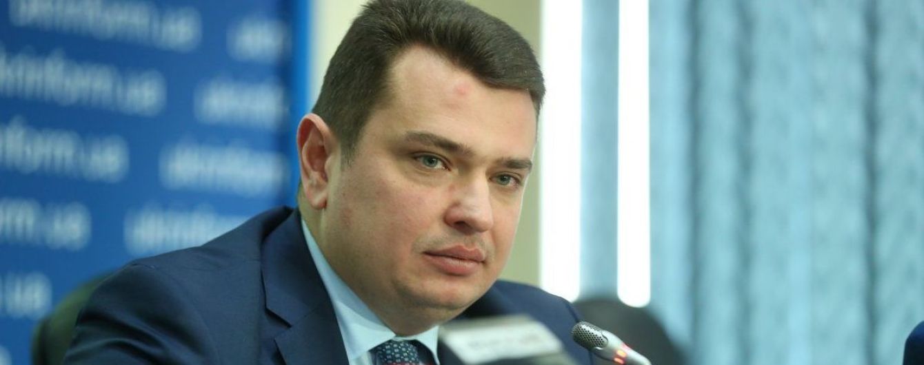 Луценко резко раскритиковал работу Сытника и предложил провести проверку