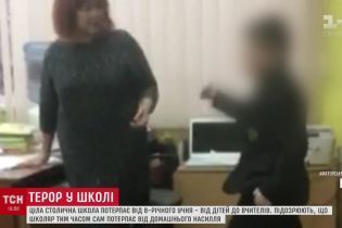 Його провокують, а відео – монтаж. Родичі захищають другокласника, який тримає в страху школу